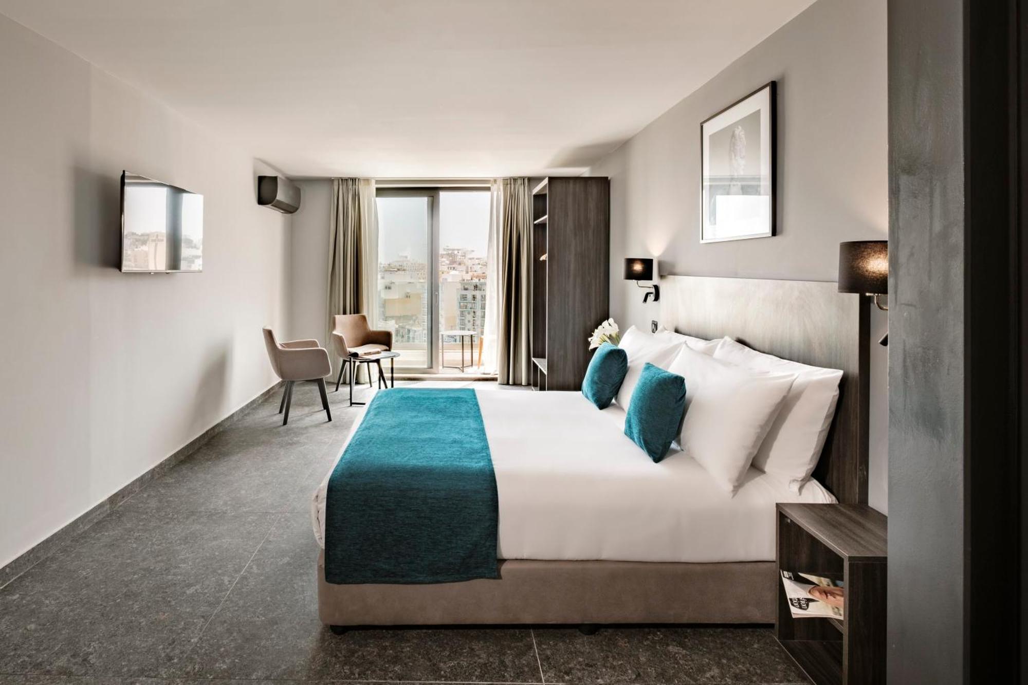 Spinola Hotel Saint Julian's Exterior photo