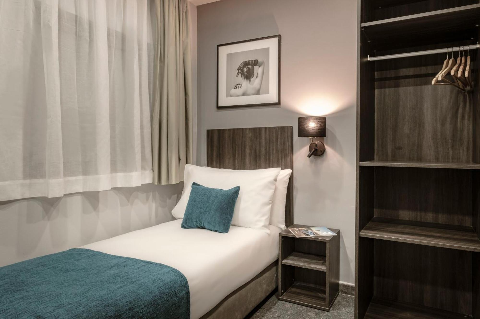 Spinola Hotel Saint Julian's Exterior photo